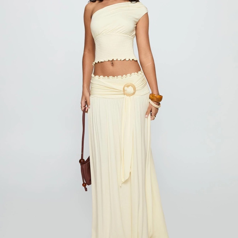 Princess Polly | Full Orbit Shirred Maxi Skirt Cream
